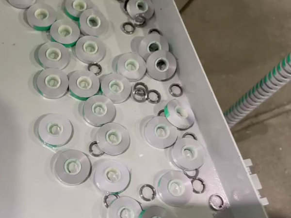 德力实修正带分切机 德力实修正带分切机