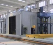 供应全自动封闭式大型工业喷砂房