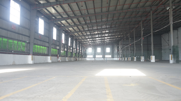 广州黄埔石化路仓库出租,高台仓丙二类消防,空地大,可分租证件 广州黄埔石化路仓库出租,高台仓丙二类消防,空地大,可分租证件