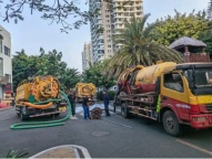 昆明吸粪车抽粪 淤泥池污水池清理 化粪池清理 隔油池清理